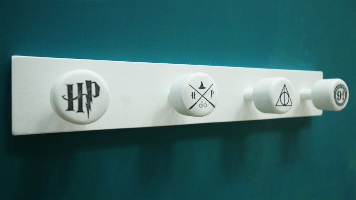 Comment imprimer sur du bois ? Fabrication et test sur un porte manteaux